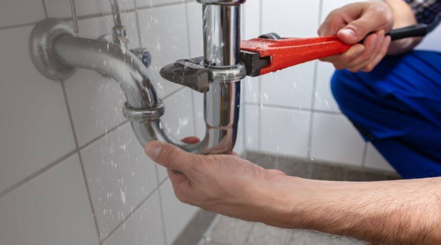 Electronic Leak Detection in Middlebury Center, PA